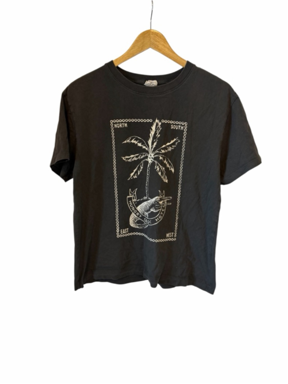 Raymond & Dempsey x H&M Hungry Croc Hotel Graphic Tee Black XS